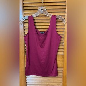 Anue Ligne Burgandy Fitted Tank Top with Scoop Neckline Sz M